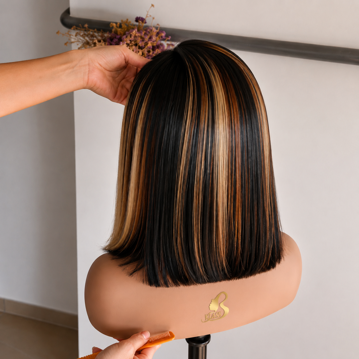 Highlight Straight Bob Human Hair Wig – Sleek Blonde Streaks & Modern Elegance - Image 5